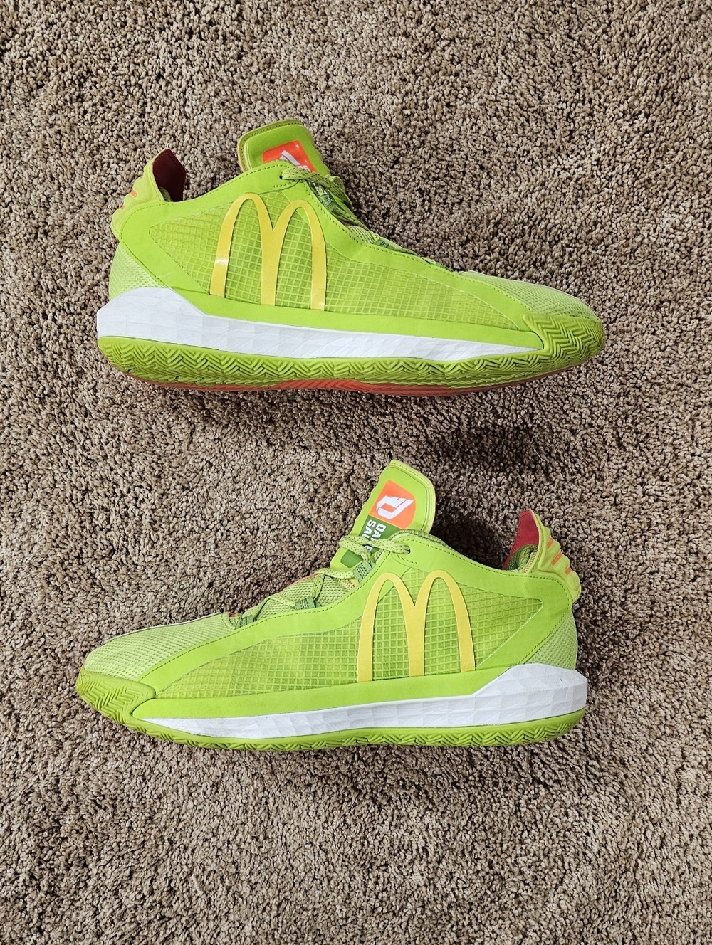 Deadstock Authentic Adidas x McDonald's Dame 6 basketball sz 13